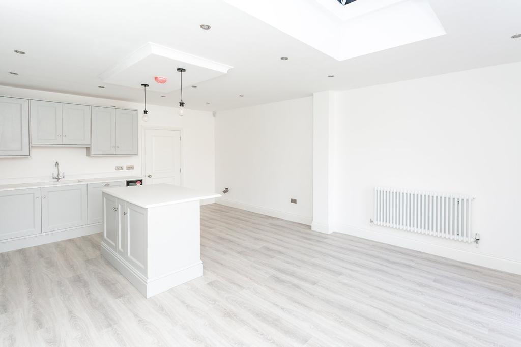 Woodgate Mews, Drapers Road, Enfield... 3 bed terraced house £750,000