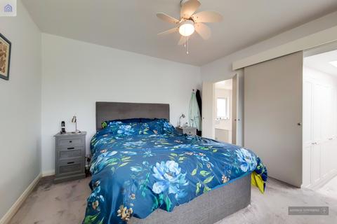 83 Green Dragon Lane, London, N21 2LB