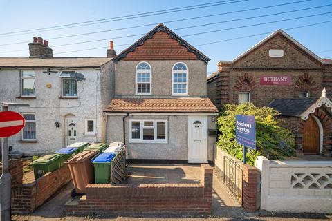 2 bedroom apartment to rent, North Street, Bexleyheath, DA7
