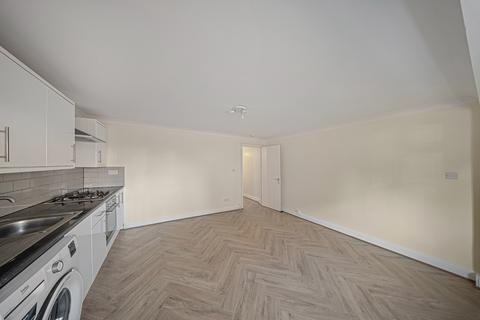 2 bedroom apartment to rent, North Street, Bexleyheath, DA7
