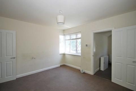84a Tudor Drive, Morden, SM4 4PF