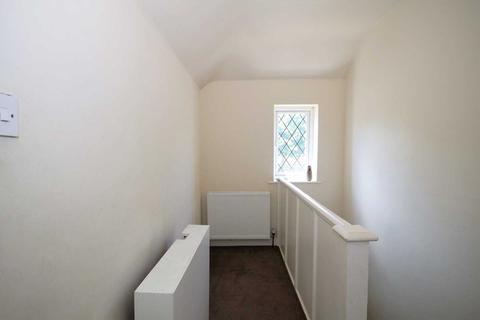84a Tudor Drive, Morden, SM4 4PF