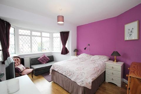 221 Aragon Road, Morden, SM4 4QW