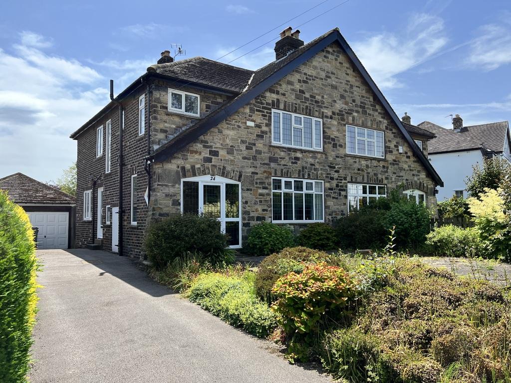 Breary Lane, Bramhope Village, Leeds 4 bed semidetached house £560,000