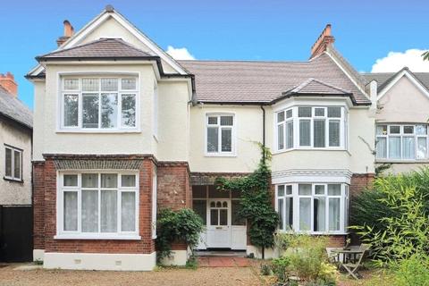 239b Baring Road, London, SE12 0BE