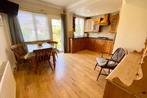 61 Dalmeny Road, Carshalton, SM5 4PW