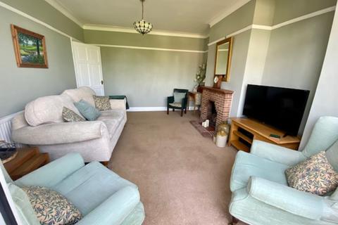 61 Dalmeny Road, Carshalton, SM5 4PW