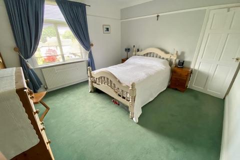 61 Dalmeny Road, Carshalton, SM5 4PW