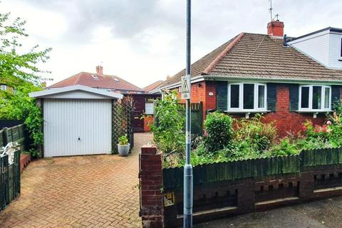 2 bedroom semi-detached bungalow for sale - Bromley Street, Chadderton, Oldham