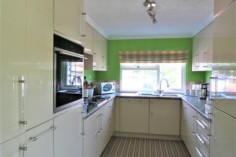 2 bedroom mobile home for sale - Woodbine Close, Waltham Abbey