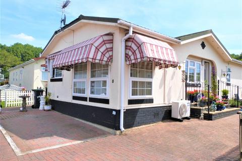 2 bedroom mobile home for sale, The Firs , Woodbine Close