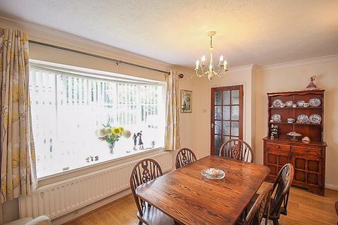 200 Hilton Road, Lanesfield, Wolverhampton, WV4 6DF