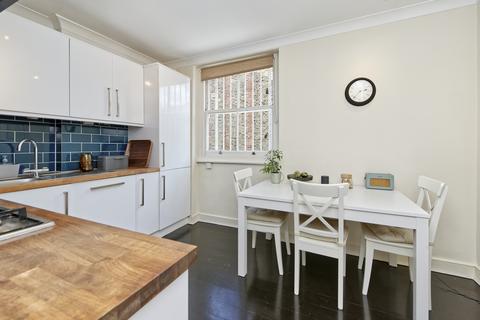 2 bedroom flat to rent, New Kings Road, London SW6