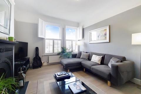 2 bedroom apartment for sale, Westbury Lane, Buckhurst Hill