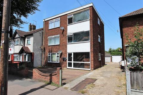 108b New Road, London, E4 9SY