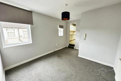 1 bedroom apartment to rent, South Road, Waterloo, Liverpool