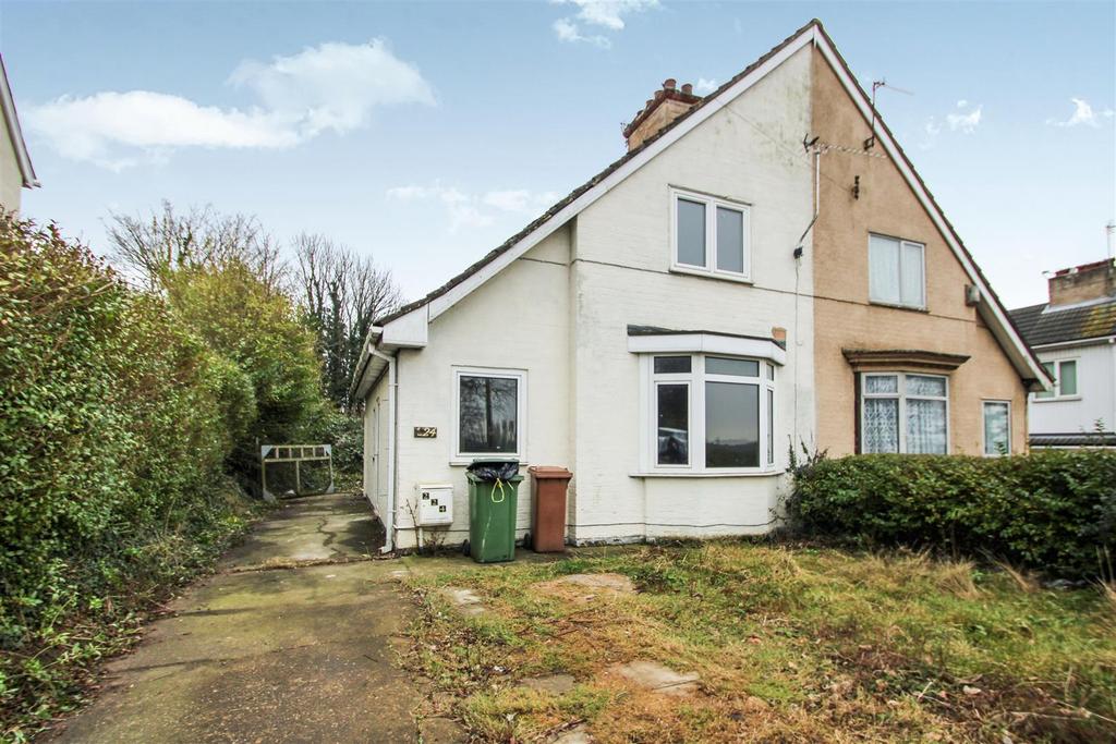 Burringham Road, Scunthorpe 2 bed semidetached house £550 pcm (£127 pw)