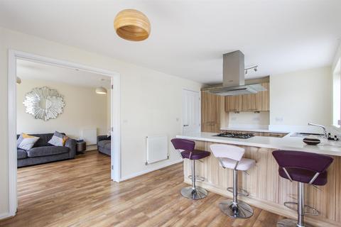 6 Aurum Close, Whitstable, CT5 3FN