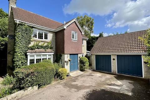 5 bedroom detached house for sale - Erleigh Drive, Chippenham