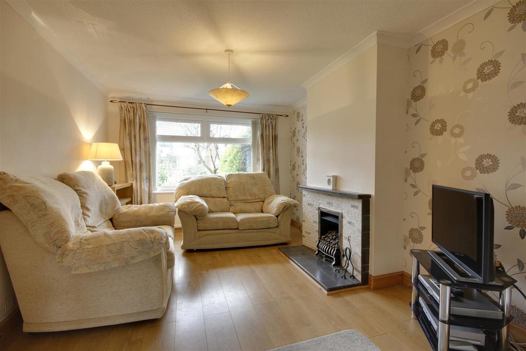 Ellerker Rise, Willerby 3 bed semidetached house for sale £225,000
