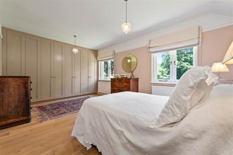 Shannon House Kings Road, Ascot, SL5 9AB