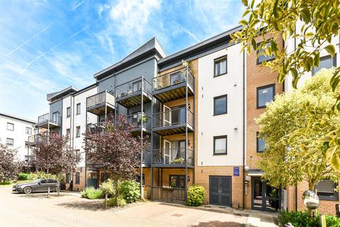 14 Shingly Place, London, E4 6AE