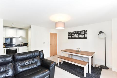14 Shingly Place, London, E4 6AE