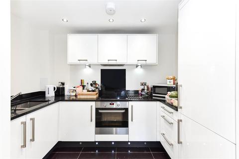 14 Shingly Place, London, E4 6AE