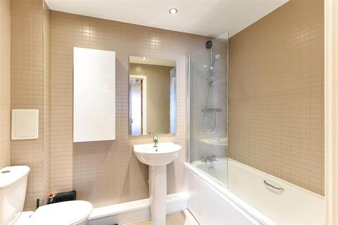 14 Shingly Place, London, E4 6AE