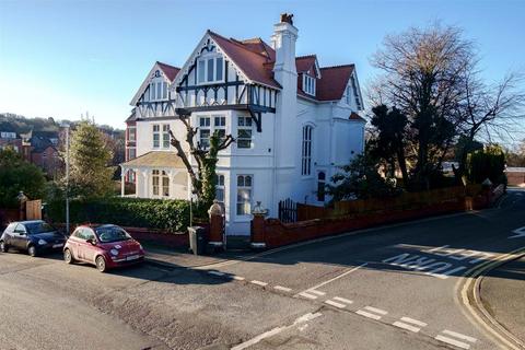 1 bedroom flat for sale - Cecil Lodge, Spa Road, Llandrindod Wells, LD1 5EY