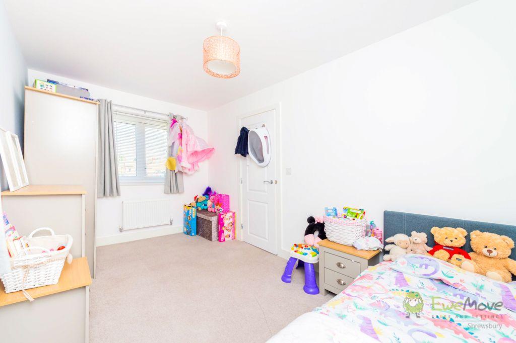 Bedroom 2 (Double)