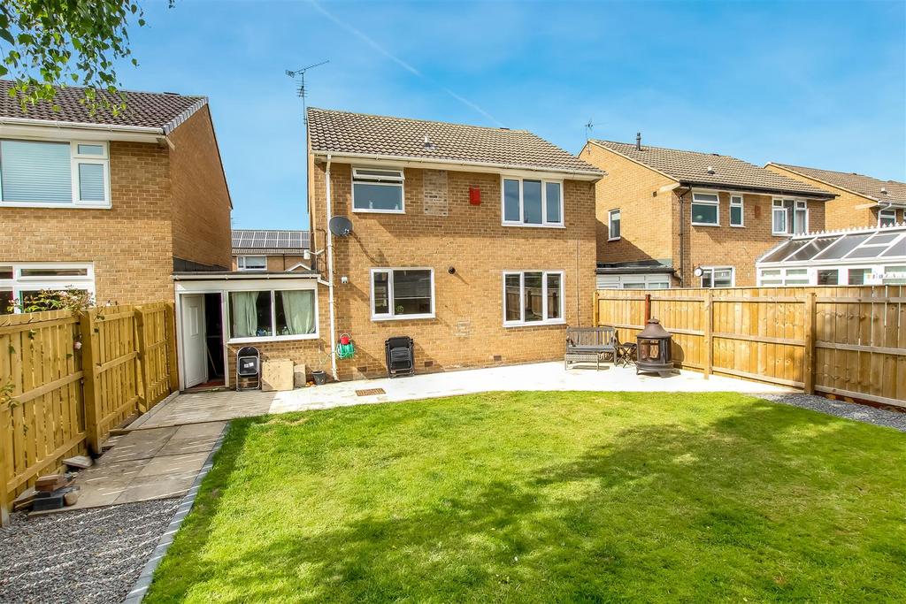 Westfield Drive, Darlington 3 bed semidetached house £250,000