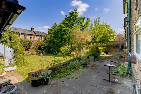 105 Windsor Road, London, E7 0RA