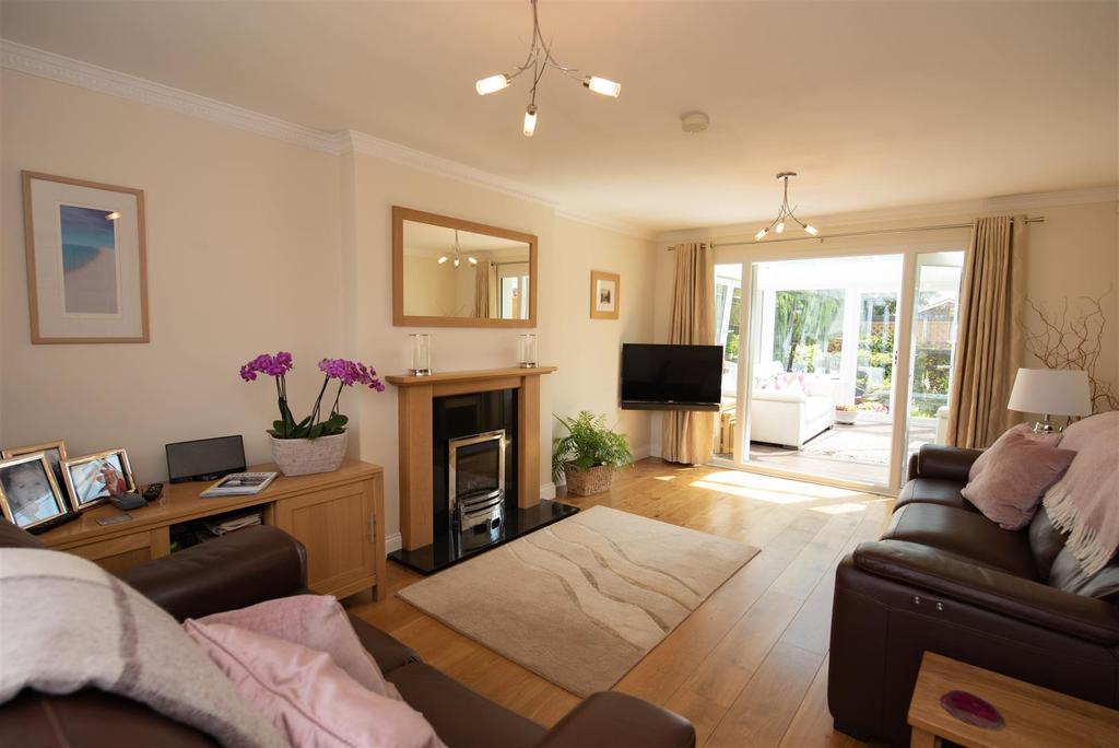 Millers Croft, Copmanthorpe, York 4 bed detached house £695,000
