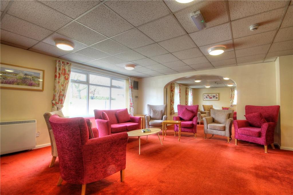 Residents Lounge 3