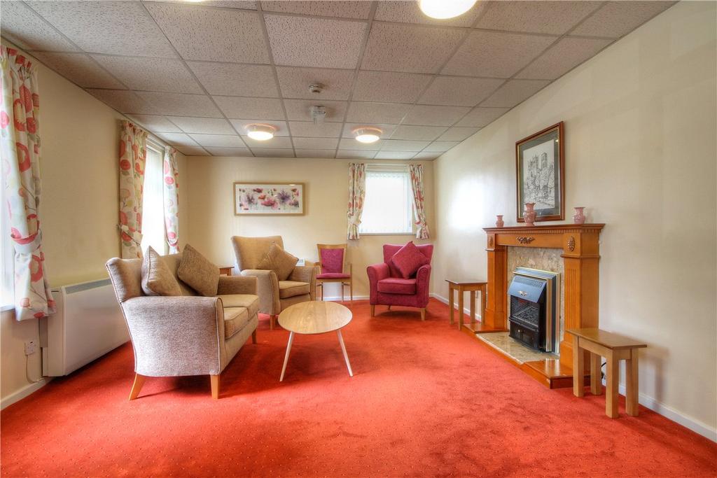 Residents Lounge 4