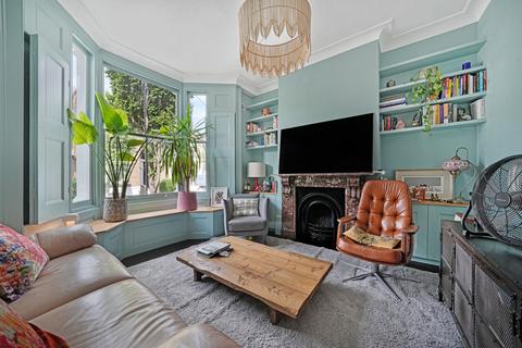 3 bedroom terraced house to rent, Southborough Road, South Hackney, London, E9