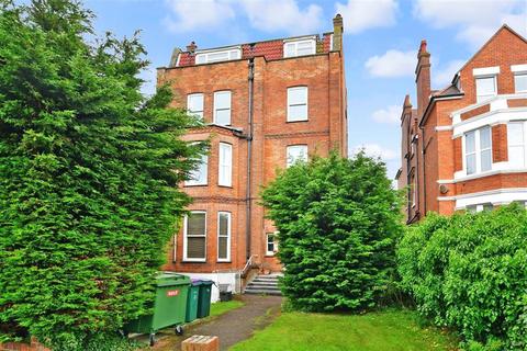 2 bedroom apartment for sale - Shorncliffe Road, Folkestone, Kent