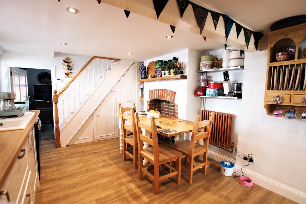 Kitchen - dining room