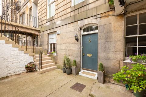 3 bedroom ground floor flat for sale - 7A South East Circus Place, New Town, Edinburgh, EH3 6TJ