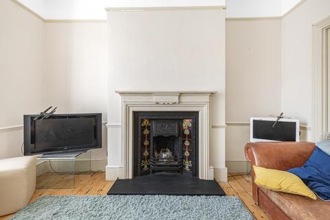 69 Vant Road, Tooting, London, SW17 8TG