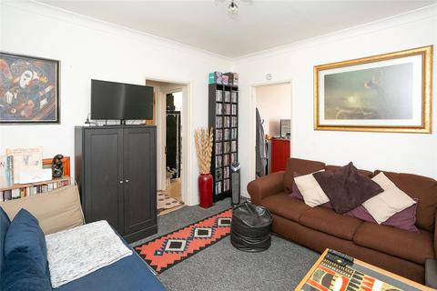 2 bedroom maisonette for sale - Sandringham Road, Watford, Hertfordshire, WD24