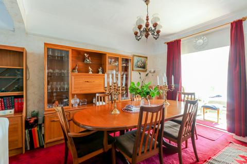 5 Tysoe Avenue, Enfield, EN3 6DZ