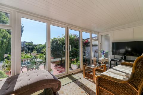 5 Tysoe Avenue, Enfield, EN3 6DZ