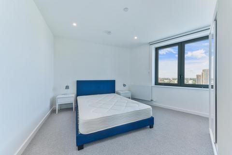 2 bedroom apartment to rent, Skyline Apartments, Makers Yard, London, E3