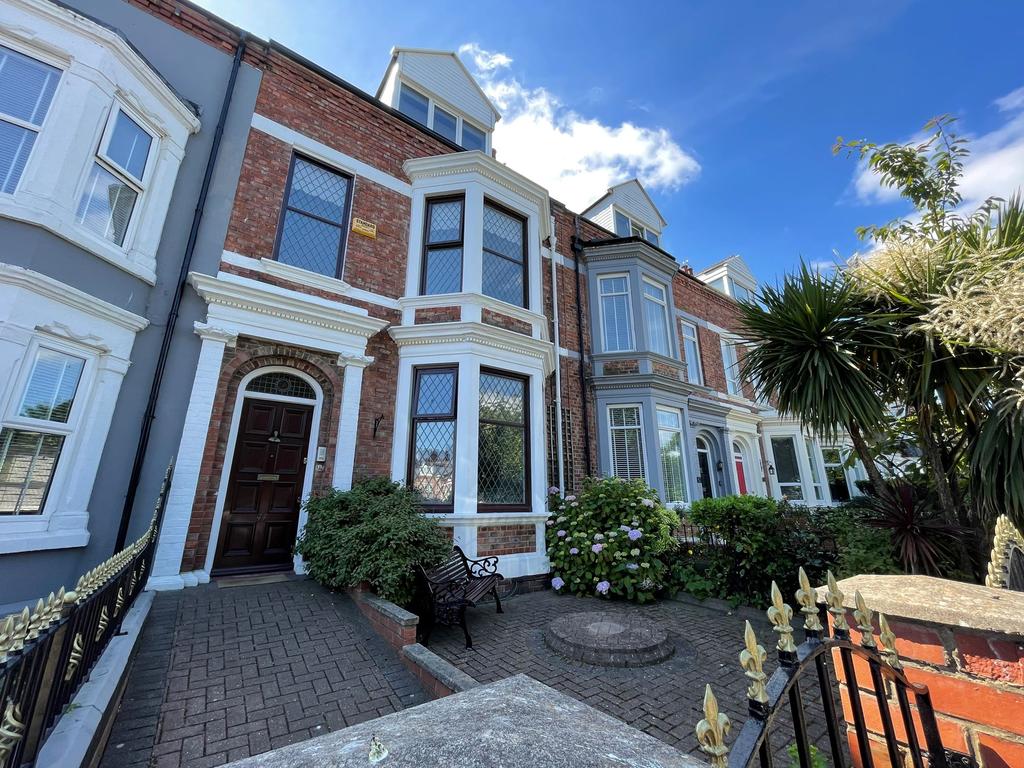 Mowbray Road, Westoe, South Shields... 4 bed terraced house £350,000