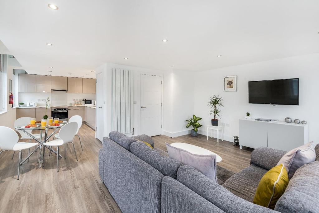 City West Tower, E15 2 bed apartment £2,300 pcm (£531 pw)