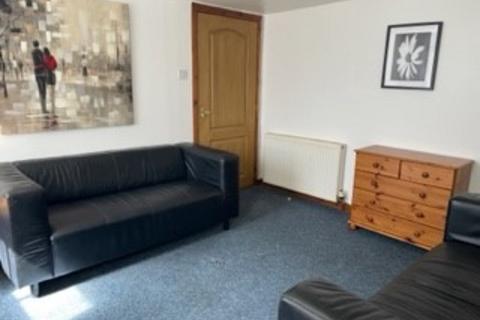 2 bedroom flat to rent, Upper Kirkgate, City Centre, Aberdeen, AB10