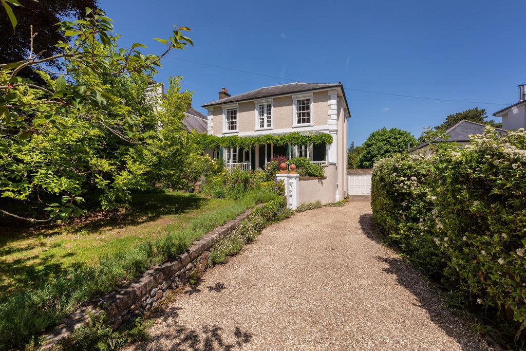 Castle Hill Terrace, Maidenhead 4 bed detached house £1,850,000