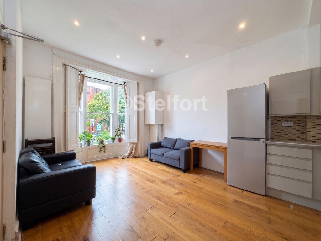 Apartment in London - View 2